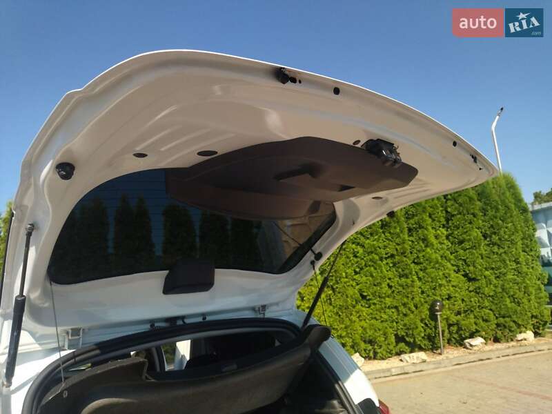 Внедорожник / Кроссовер Renault Duster 2016 в Дунаевцах фото 10 Внедорожник / Кроссовер Renault Duster 2016 в Дунаевцах