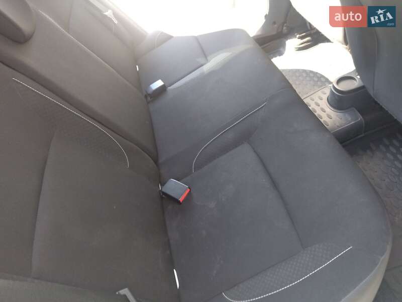 Внедорожник / Кроссовер Renault Duster 2016 в Дунаевцах фото 16 Внедорожник / Кроссовер Renault Duster 2016 в Дунаевцах
