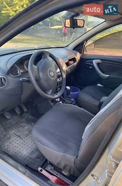Внедорожник / Кроссовер Renault Duster 2011 в 
