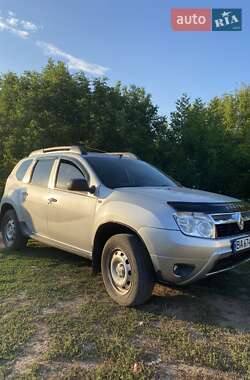 Позашляховик / Кросовер Renault Duster 2011 в Смоліному
