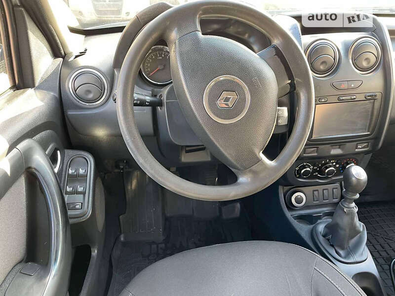 Внедорожник / Кроссовер Renault Duster 2016 в Кривом Роге