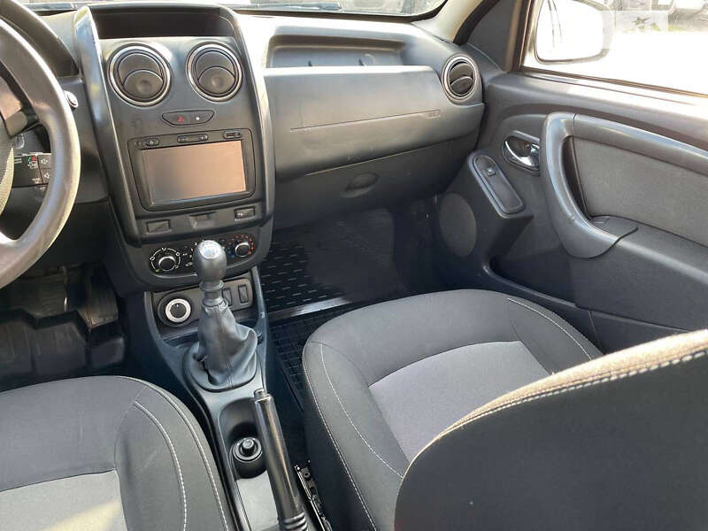 Внедорожник / Кроссовер Renault Duster 2016 в Кривом Роге