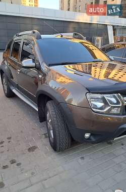 Внедорожник / Кроссовер Renault Duster 2017 в 