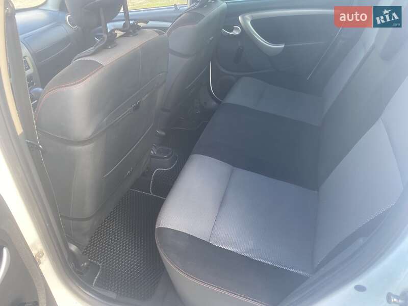 Внедорожник / Кроссовер Renault Duster 2012 в Тернополе