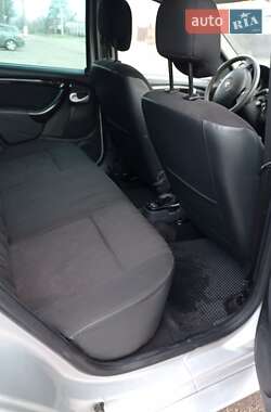 Внедорожник / Кроссовер Renault Duster 2010 в 