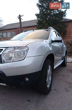 Внедорожник / Кроссовер Renault Duster 2010 в 
