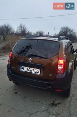 Внедорожник / Кроссовер Renault Duster 2010 в Полтаве