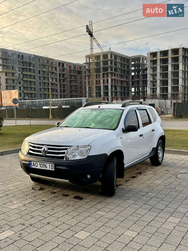 Внедорожник / Кроссовер Renault Duster 2011 в Ужгороде