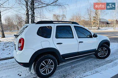 Внедорожник / Кроссовер Renault Duster 2015 в Ромнах