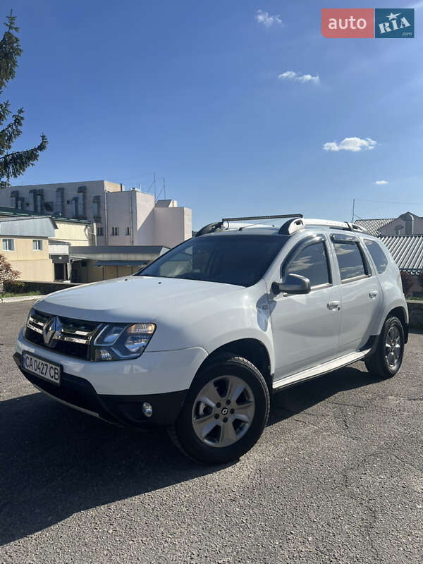 Позашляховик / Кросовер Renault Duster 2017 в 