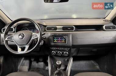 Позашляховик / Кросовер Renault Duster 2021 в 