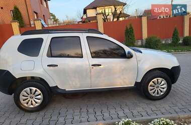Позашляховик / Кросовер Renault Duster 2013 в 