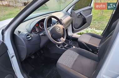 Позашляховик / Кросовер Renault Duster 2013 в 