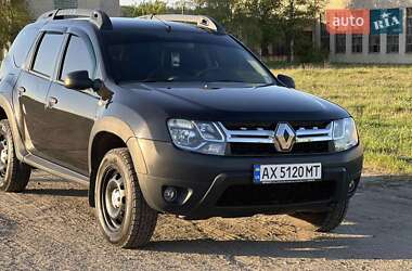 Внедорожник / Кроссовер Renault Duster 2015 в 