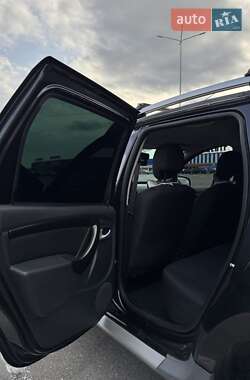 Позашляховик / Кросовер Renault Duster 2012 в 