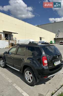 Позашляховик / Кросовер Renault Duster 2012 в 