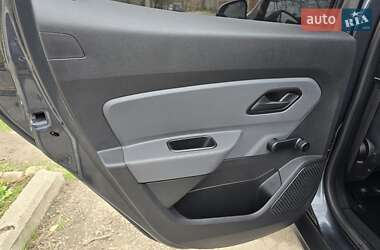 Позашляховик / Кросовер Renault Duster 2020 в 