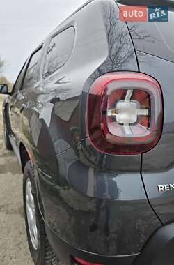 Позашляховик / Кросовер Renault Duster 2020 в 
