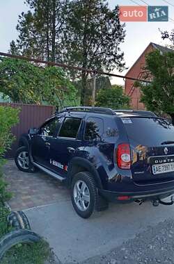 Внедорожник / Кроссовер Renault Duster 2012 в 