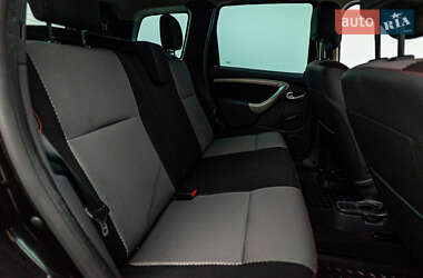 Внедорожник / Кроссовер Renault Duster 2012 в 