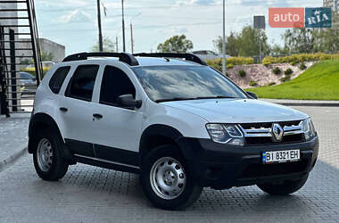 Внедорожник / Кроссовер Renault Duster 2017 в 