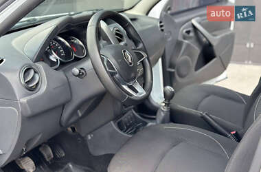 Внедорожник / Кроссовер Renault Duster 2017 в 