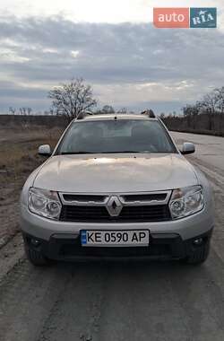 Позашляховик / Кросовер Renault Duster 2011 в 