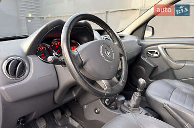 Позашляховик / Кросовер Renault Duster 2016 в 