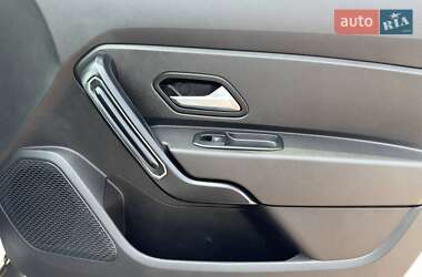 Внедорожник / Кроссовер Renault Duster 2018 в 