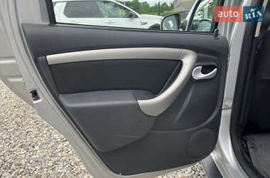 Внедорожник / Кроссовер Renault Duster 2013 в 