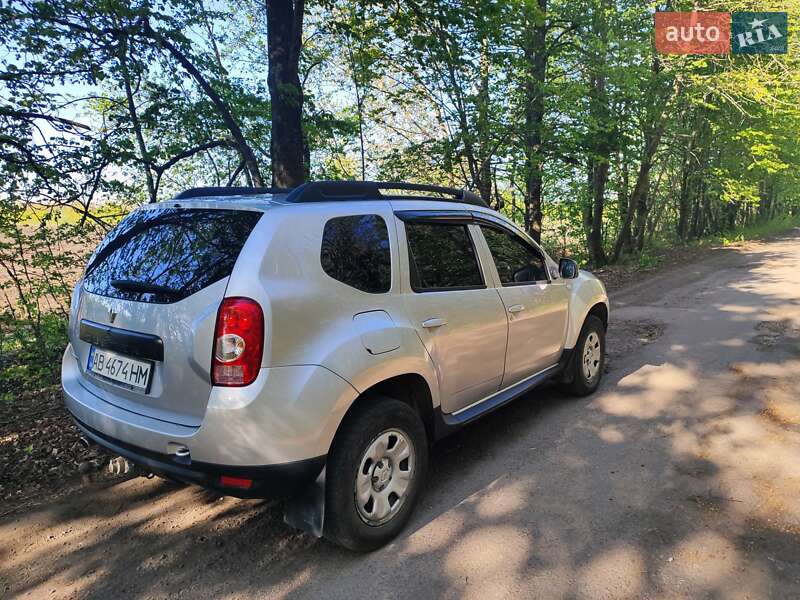 Позашляховик / Кросовер Renault Duster 2011 в Крижополі