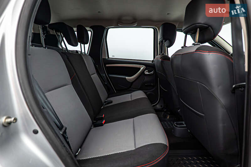Позашляховик / Кросовер Renault Duster 2013 в Києві