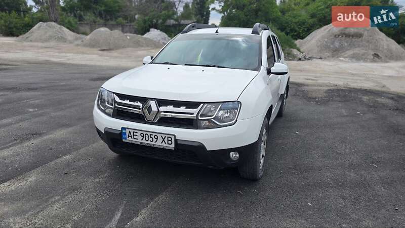 Позашляховик / Кросовер Renault Duster 2016 в Кам'янському