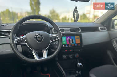 Позашляховик / Кросовер Renault Duster 2022 в 