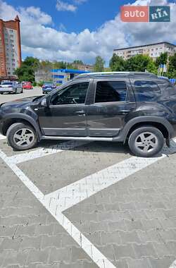 Внедорожник / Кроссовер Renault Duster 2013 в 