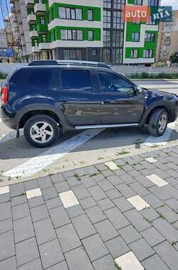 Внедорожник / Кроссовер Renault Duster 2013 в 