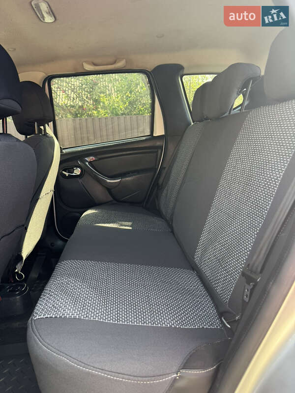 Позашляховик / Кросовер Renault Duster 2016 в Гадячі фото 12 Позашляховик / Кросовер Renault Duster 2016 в Гадячі