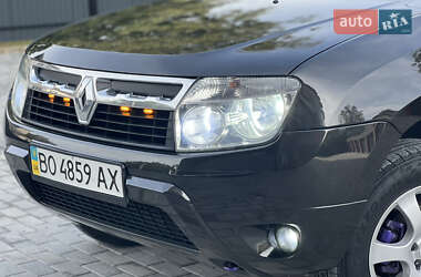Позашляховик / Кросовер Renault Duster 2011 в 