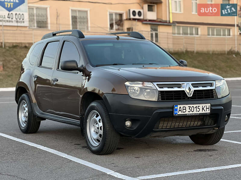Внедорожник / Кроссовер Renault Duster 2011 в 