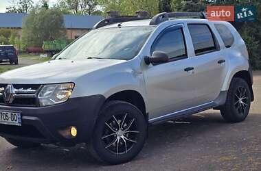 Внедорожник / Кроссовер Renault Duster 2015 в 