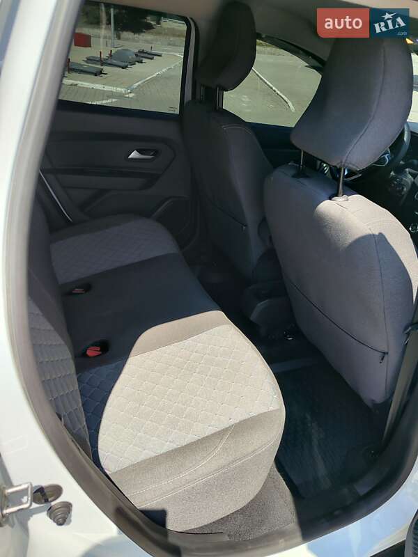 Внедорожник / Кроссовер Renault Duster 2024 в Запорожье