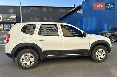 Внедорожник / Кроссовер Renault Duster 2012 в 