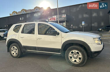 Внедорожник / Кроссовер Renault Duster 2012 в 