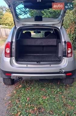 Внедорожник / Кроссовер Renault Duster 2010 в 