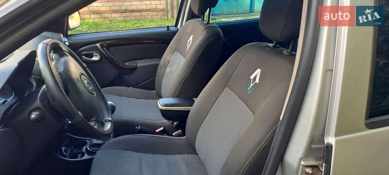 Внедорожник / Кроссовер Renault Duster 2010 в Полтаве