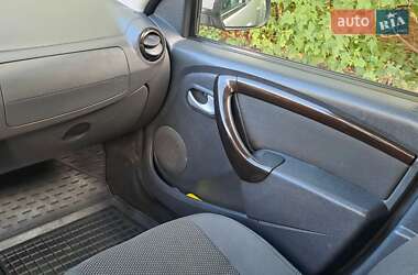 Внедорожник / Кроссовер Renault Duster 2010 в 