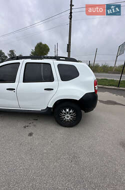 Внедорожник / Кроссовер Renault Duster 2017 в 