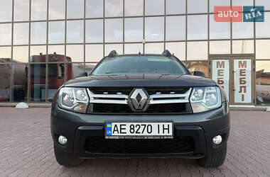 Внедорожник / Кроссовер Renault Duster 2017 в 
