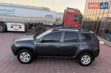 Внедорожник / Кроссовер Renault Duster 2017 в 