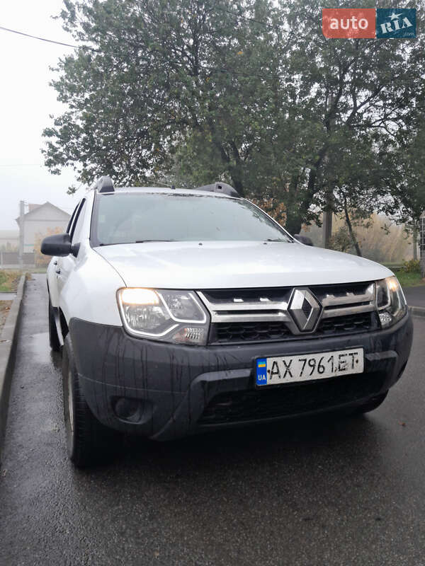 Внедорожник / Кроссовер Renault Duster 2017 в 